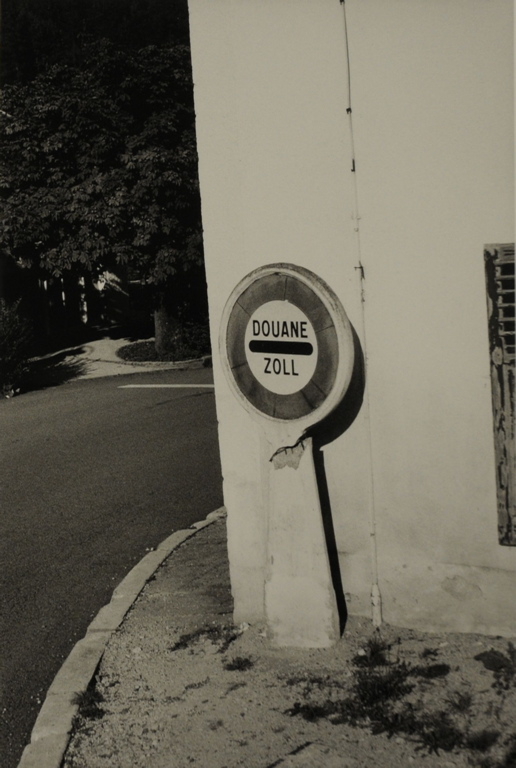 Goumois 2008, panneau circulaire portant l'inscription DOUANE / ZOLL_0