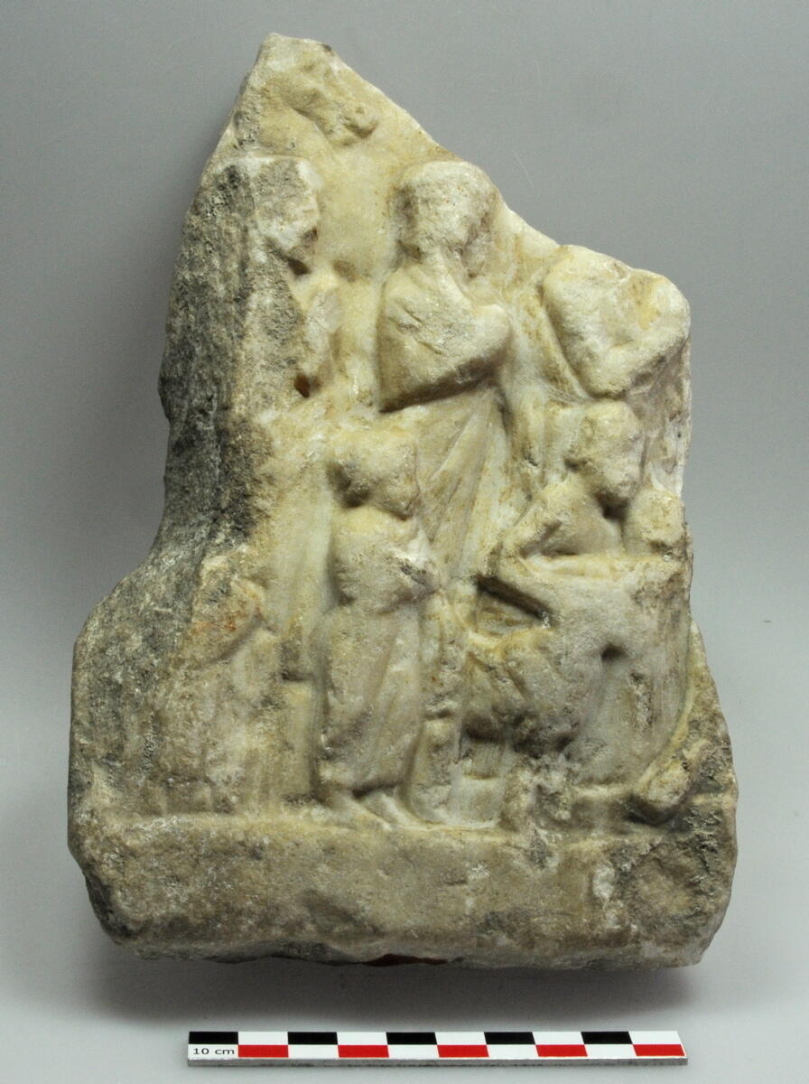 Bas-relief (1, fragment)_0