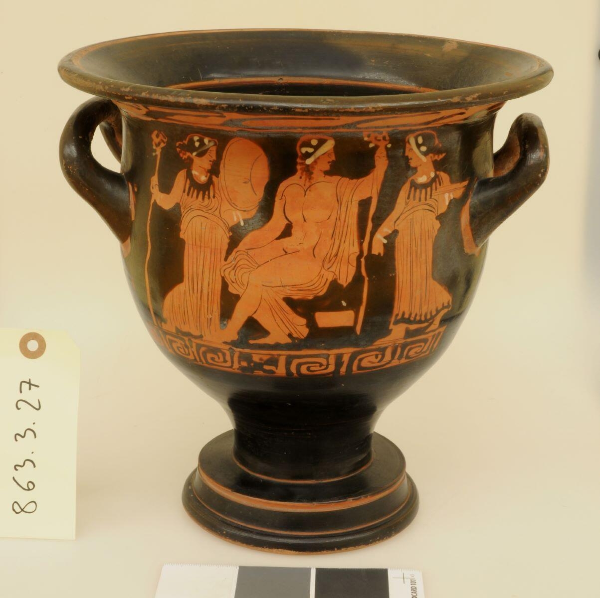 Cratère en cloche_0