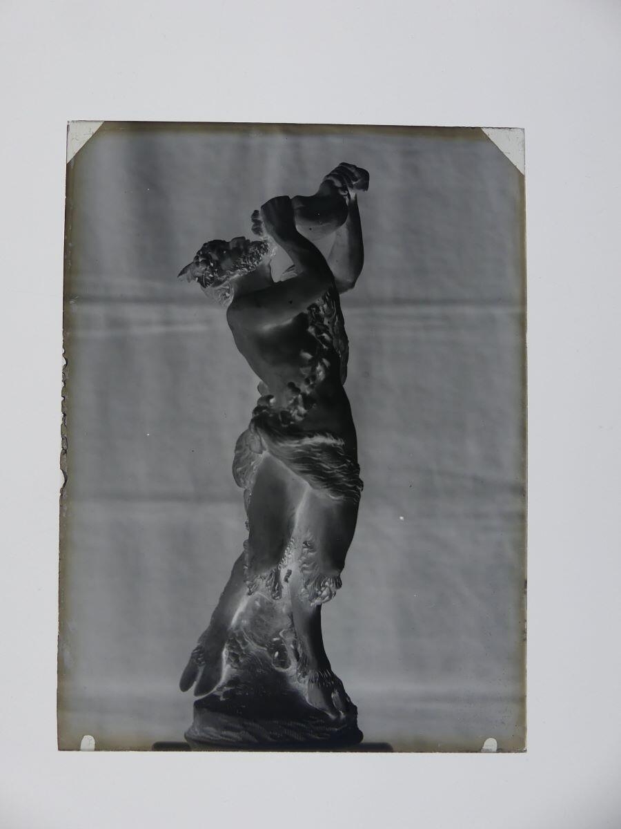 Satyre buvant à une outre de Clodion photographié dans l'atelier_1