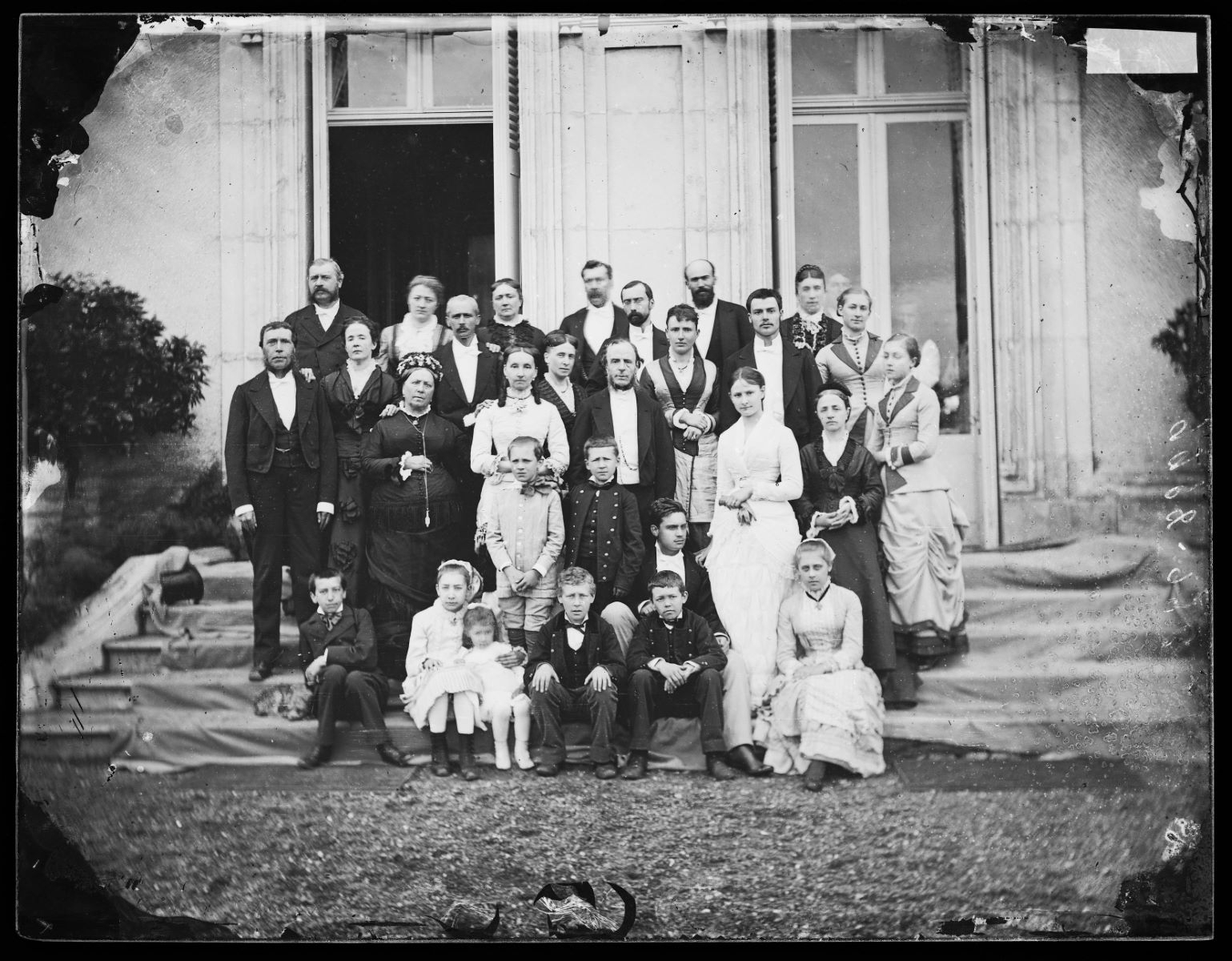 Portrait d'une famille, Alfred Boname, 1870-1885