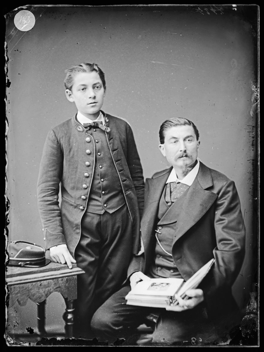 Portrait d'un père et son fils, Alfred Boname, 1870-1885
