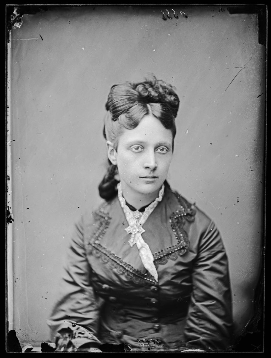 Portrait d'une femme, Alfred Boname, 1870-1885