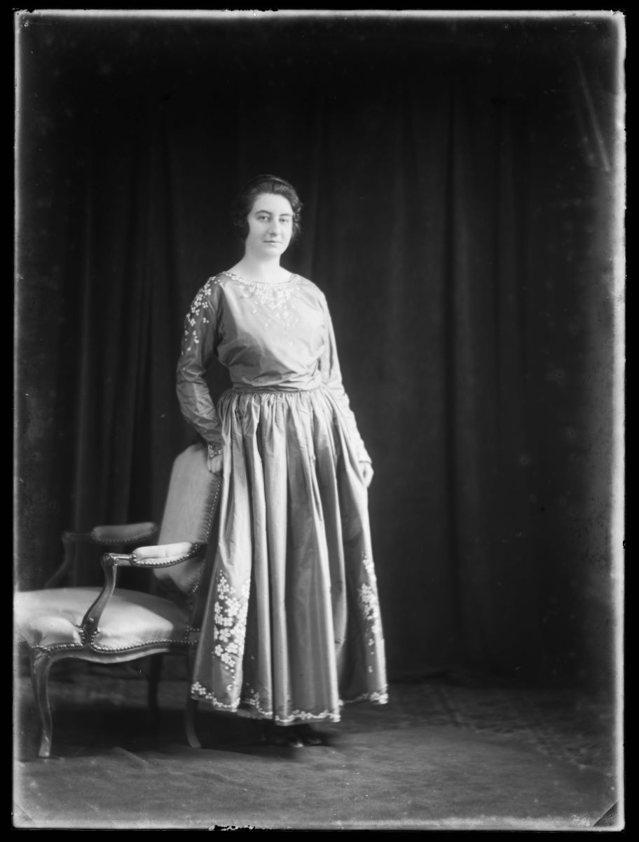 Portrait d'une femme, Studio Meusy, 1917 après