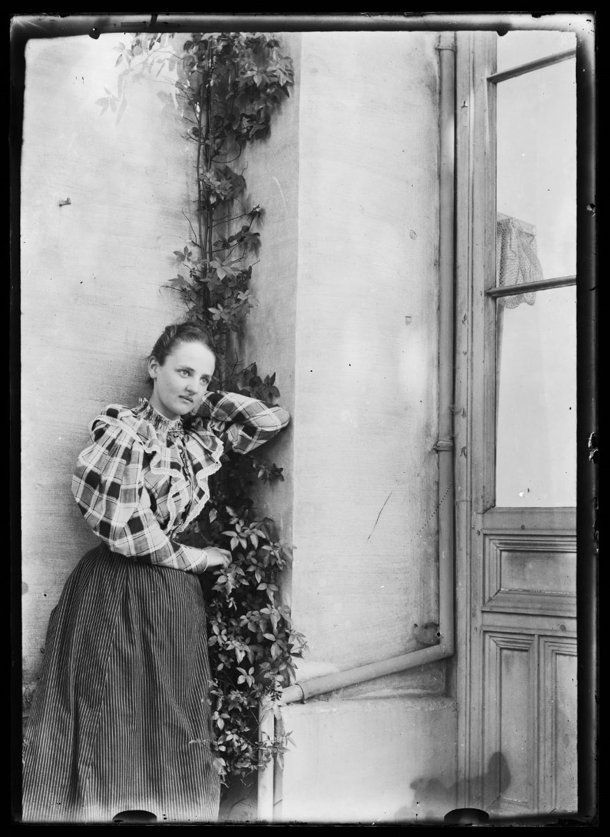 Portrait d'une jeune fille, Studio Meusy, 1917 après