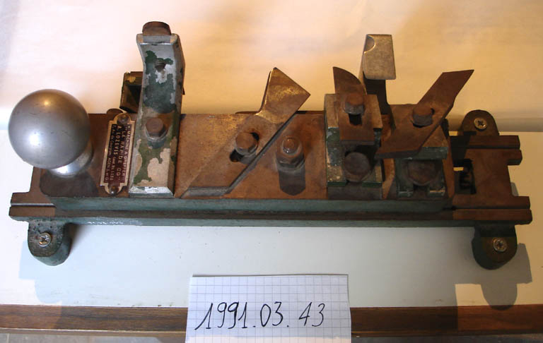 Machine à greffer_0