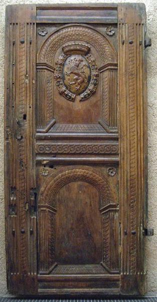 Porte du parlement de Dole_0
