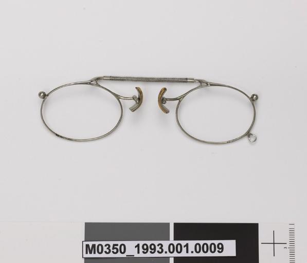 Pince-nez correcteur (horizontal)_0
