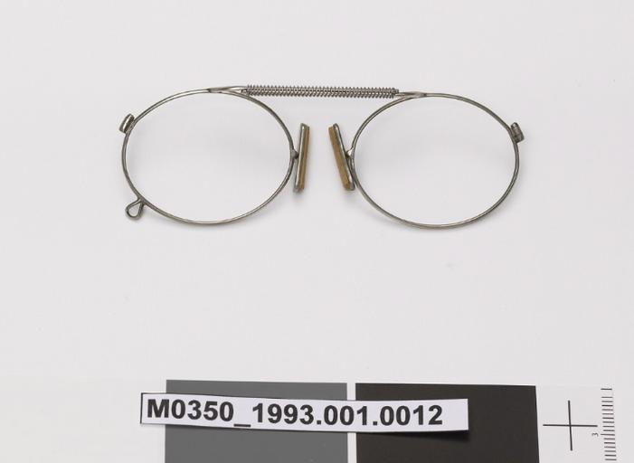 Pince-nez correcteur (horizontal)_0