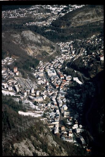 Morez, fond de cluse, A LA GUILLAUME Gérard Benoit, 2005