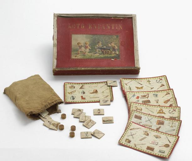 Coffret, carton (12), jeton (lot)_0