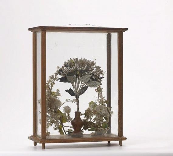 Coffret, vase (élément, en miniature), bouquet (élément)_0