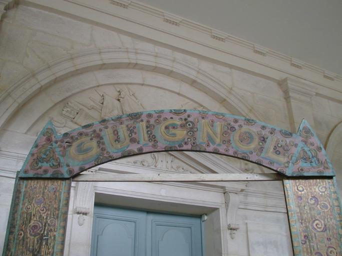 Fronton, théâtre de marionnettes (élément, 5)_0