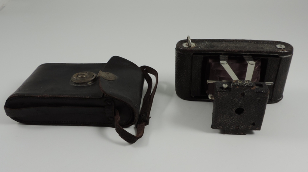 Appareil photographique Folding Pocket Kodak_2