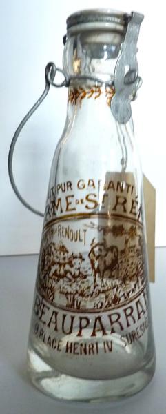 Carafe à lait de la ferme Saint-Rémi_0