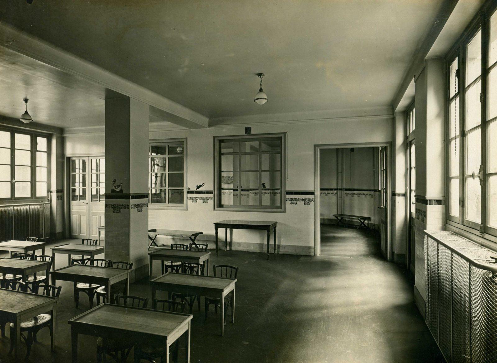 Ecole primaire Edouard Vaillant de la cité-jardins - Salle de classe (Titre fictif)_0