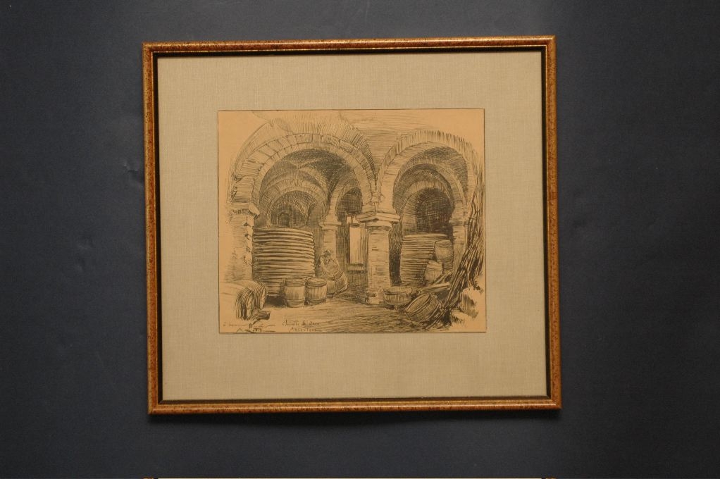 Intérieur de la chapelle St Jean-Baptiste utilisé comme cellier par son propriétaire vigneron, Albert Robida, 1870 entre,1926 et