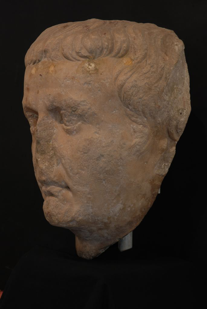 Statue (type statuaire, Tibère type Berlin-Naples-Sorrente)_4