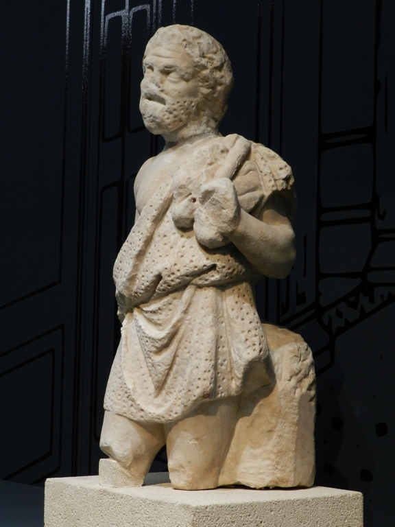 Statue_2