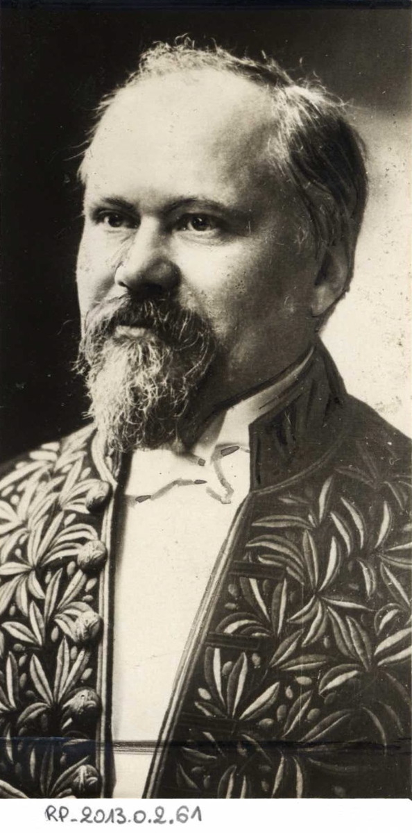 Raymond Poincaré en académicien (titre factice), Atelier Nadar, 1919