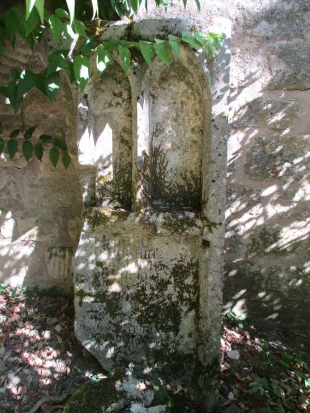 Dalle funéraire_2