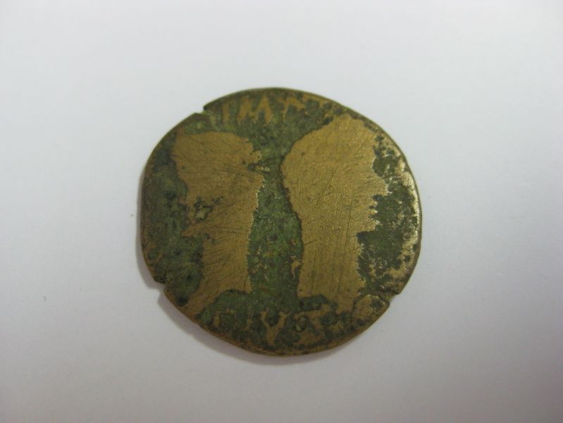 Monnaie romaine, empereur Auguste, ville de Nîmes_0