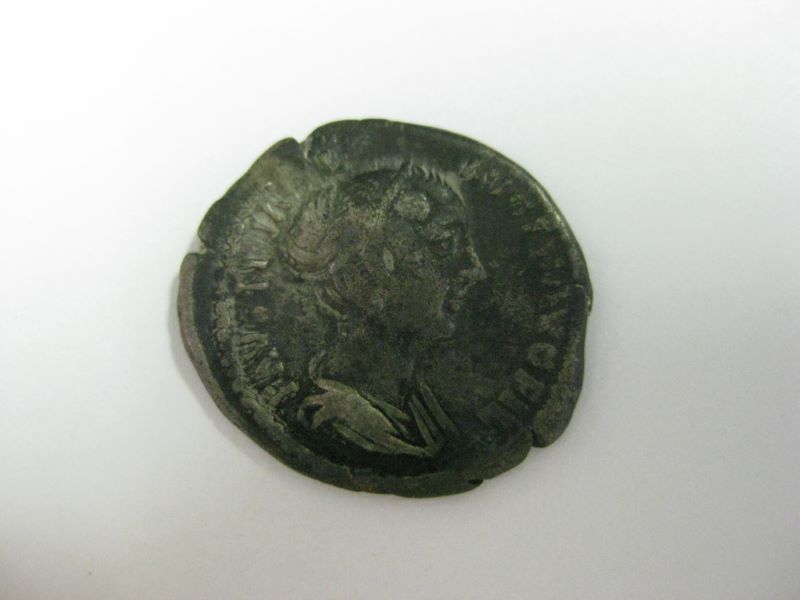 Monnaie romaine, impératrice Faustine la Jeune_0