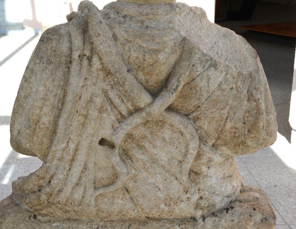 Cernunnos ; Statue de dieu asiatique (titre ancien)_1