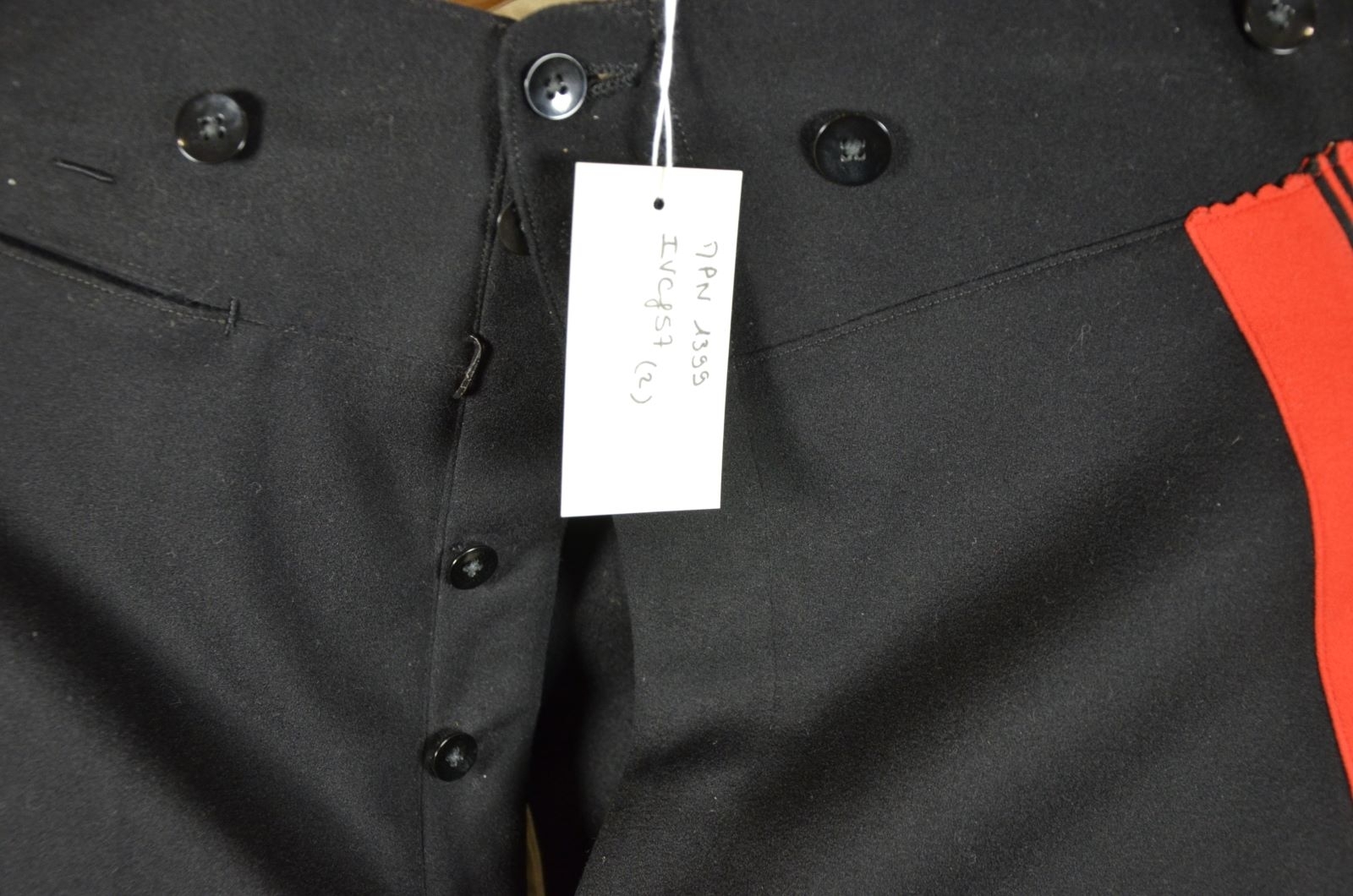 Ensemble officier : Veste, pantalon et ceinturon d'officier d'artillerie française, grande tenue modèle 31_5