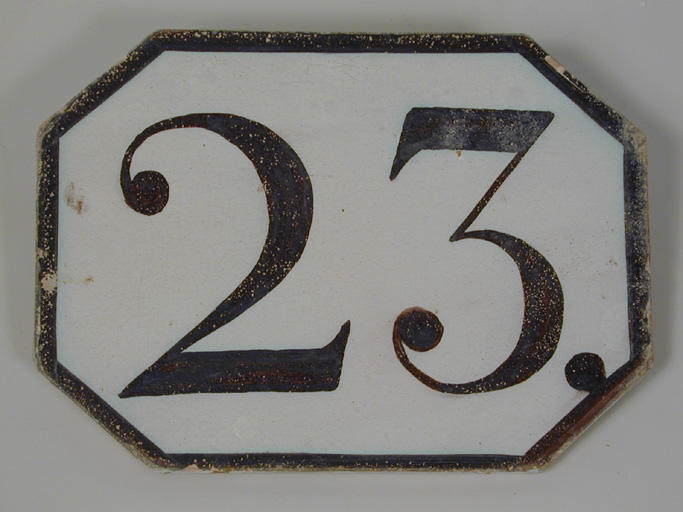 23_0