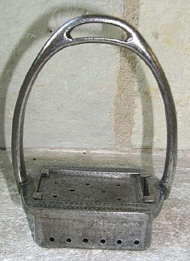 Étrier_0