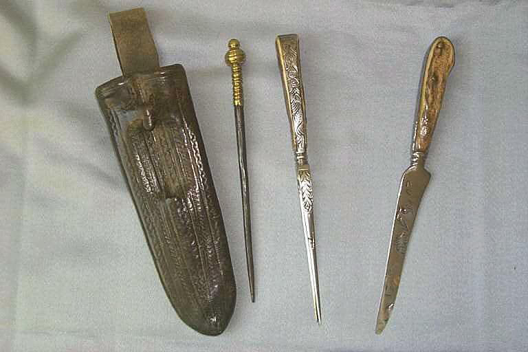 Couteau, fourchette, pique_0