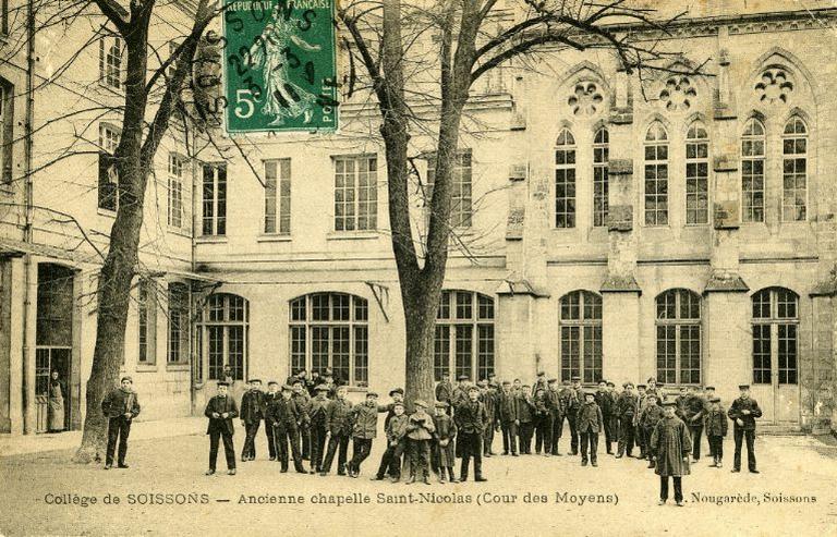 Soissons - Ancienne chapelle Saint-Nicolas (cour des moyens)_0
