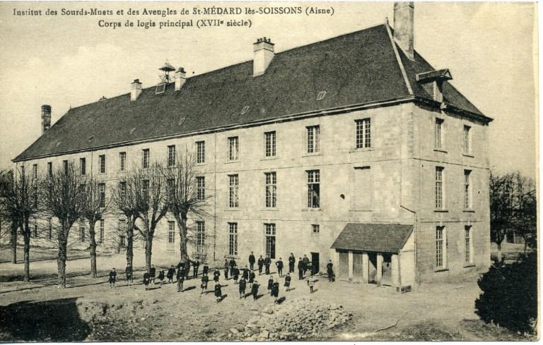 Institut des Sourds-Muets et des aveugles de Saint-Médard-les-Soissons (Aisne) - Corps de logis principal (XVIIe siècle)_0
