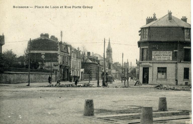 Soissons - Place de Laon et rue Porte Crouy_0