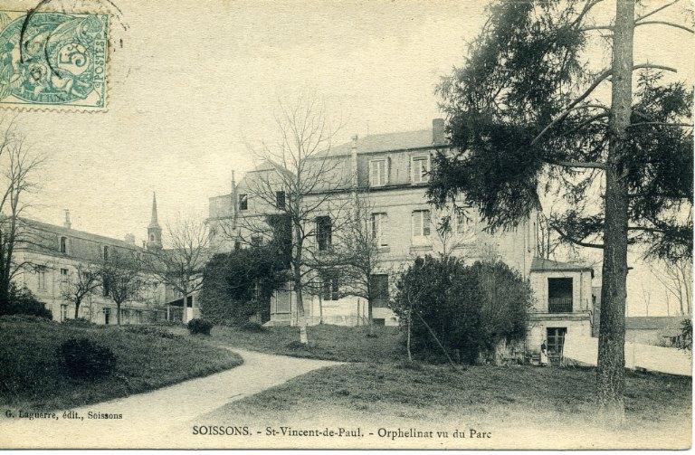 Soissons - Saint-Vincent-de-Paul - Orphelinat vu du parc_0