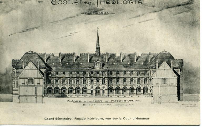 Soissons - Ecole de Théologie - Grand Séminaire -façade intérieure, vue sur la Cour d'Honneur_0