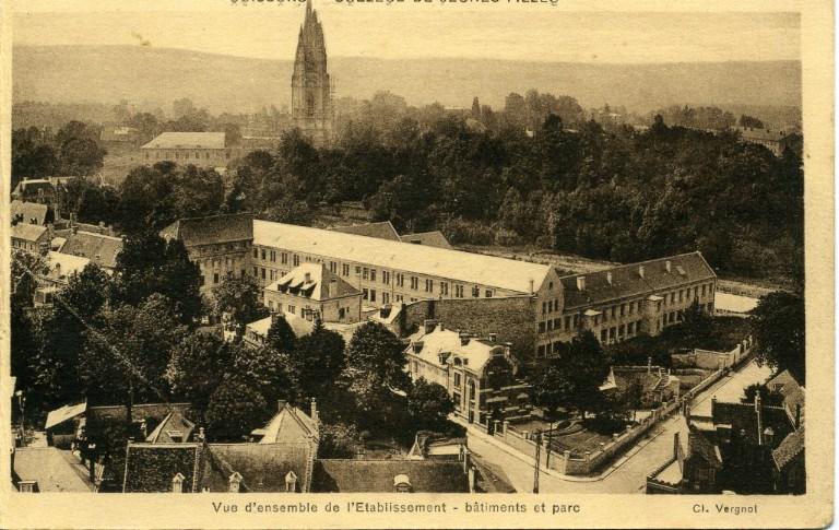 Soissons - Collège de Jeunes Filles -Vue d'ensemble de l'Etablissement - bâtiment et parc_0