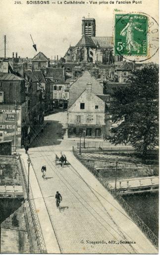 Soissons - La Cathédrale - Vue prise de l'ancien Pont_0