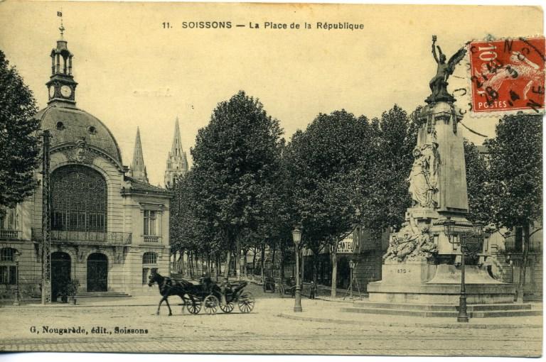Soissons - La Place de la République_0