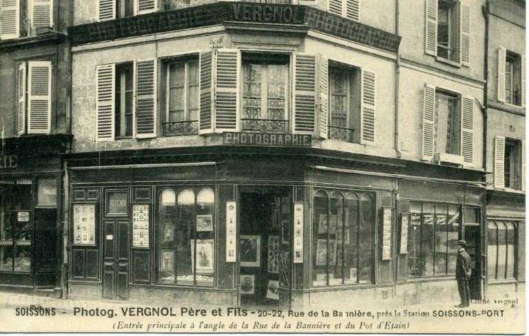 Soissons - Photographie Vergnol Père & Fils - 20-22, Rue de la Bannière, près la Station Soissons-Port (entrée principale à l'angle de la Rue de la Bannière et du Pot d'Etain)_0