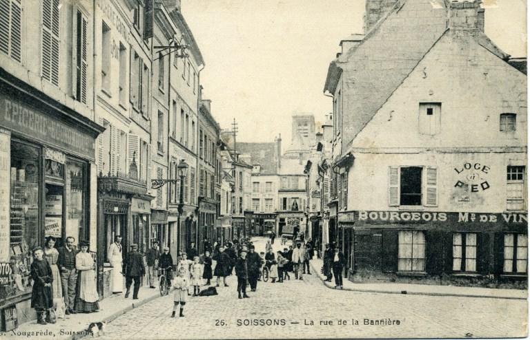 Soissons - La rue de la Bannière_0