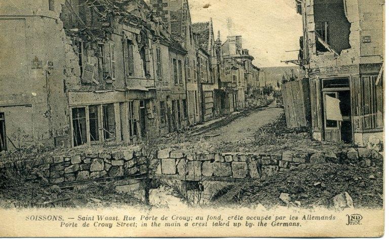 Soissons - Saint-Waast, Rue Porte de Crouy, crête occupée par les Allemands_0