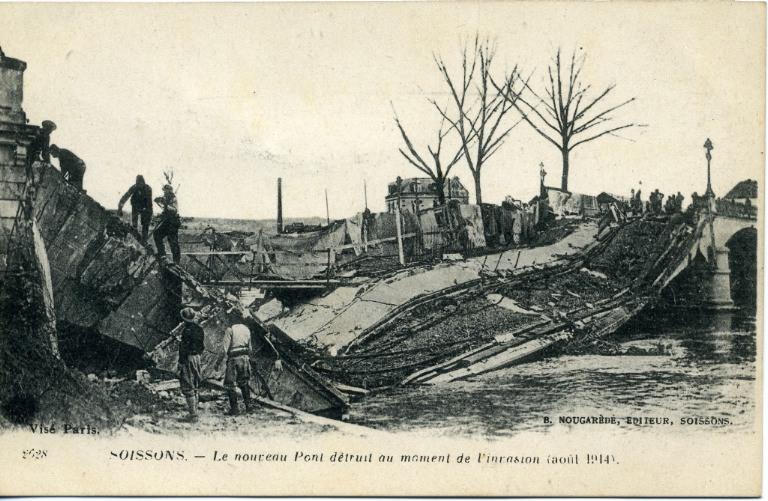 Soissons - Le nouveau Pont détruit au moment du l'invasion (aout 1914)_0