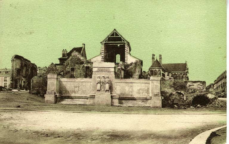 Soissons - Monument des Anglais_0