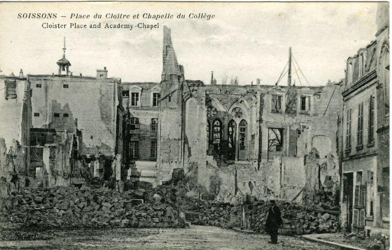 Soissons - Place du Cloître et Chapelle du Collège_0