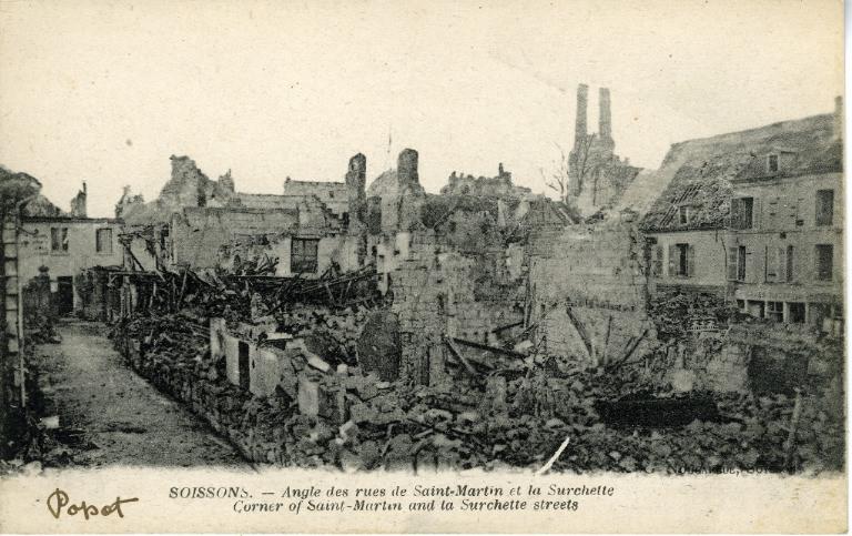 Soissons - Angle des rues de Saint-Martin et la Surchette_0