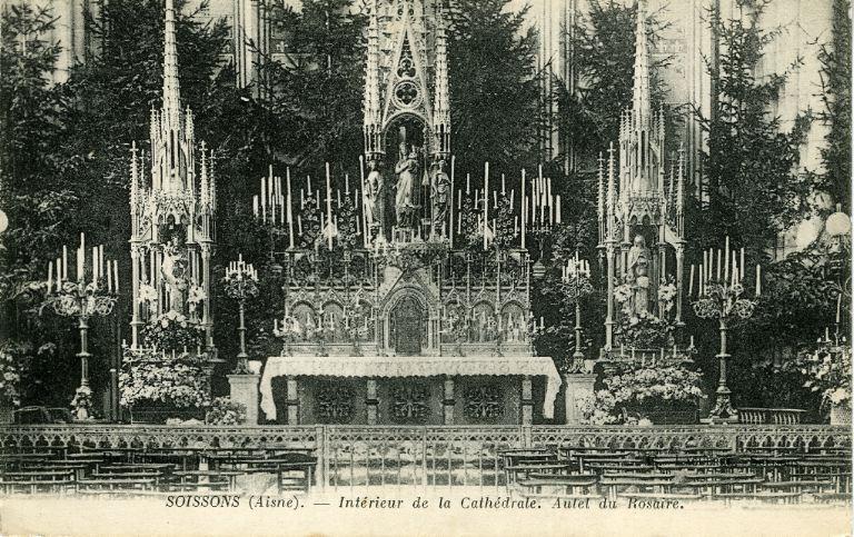 Soissons - Intérieur de la Cathédrale - Autel du Rosaire_0