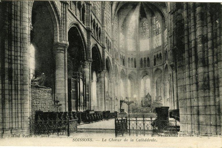 Soissons - Le Choeur de la Cathédrale_0