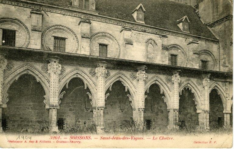 Soissons - Saint-Jean-des-Vignes - Le Cloître_0